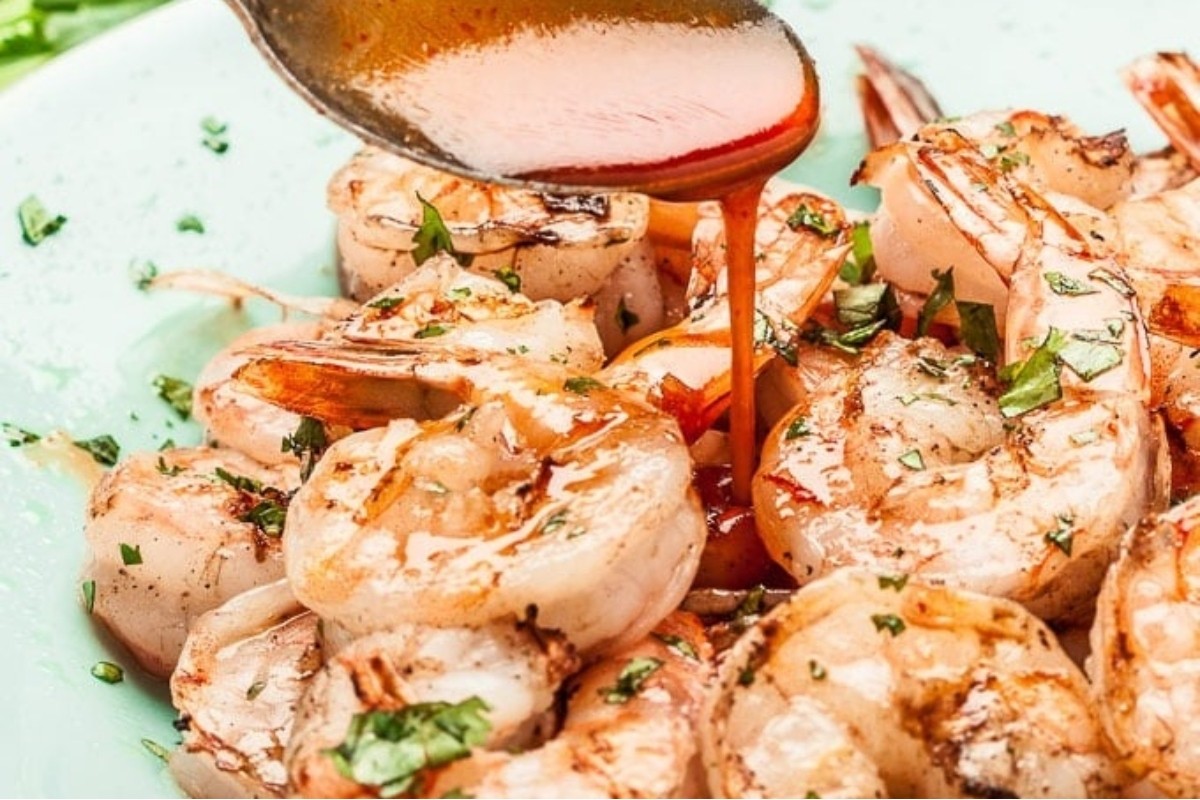 Quick Asian-Style Buttery Spicy Shrimp