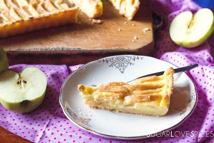 Warm Apple Crostata with Cinnamon Twist