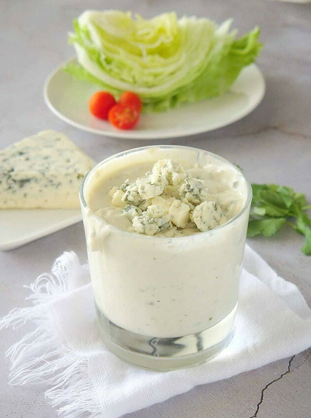 Easy Blue Cheese Dressing Recipe at Home