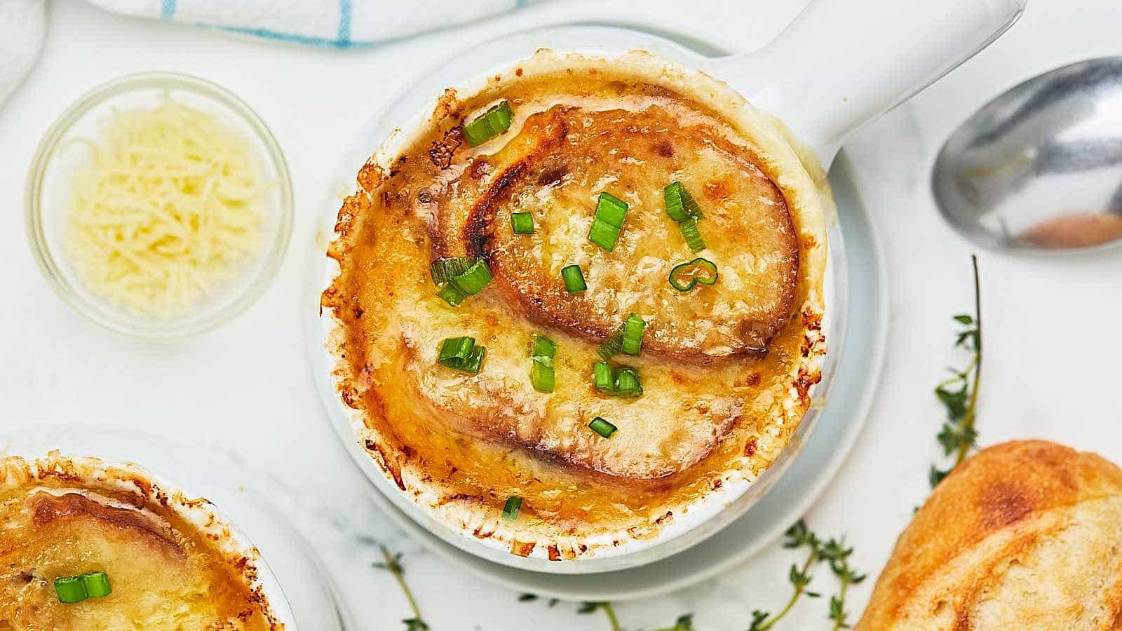 Caramelized Onion Soup à la Française
