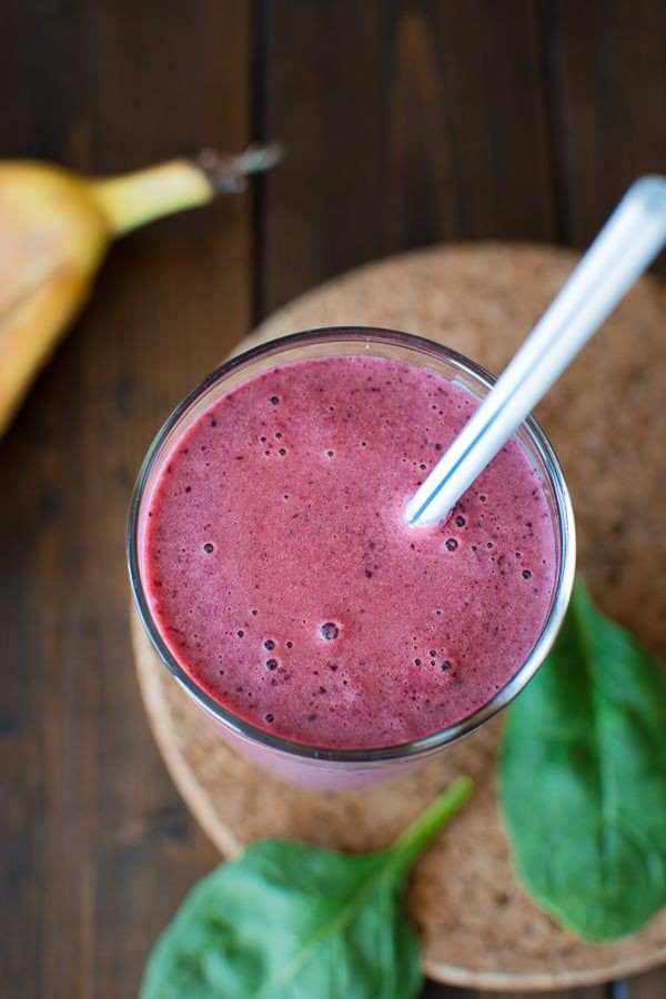 Green Berry Bliss Morning Drink