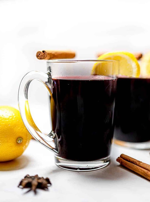 Spiced Red Wine with Vanilla Chai Twist
