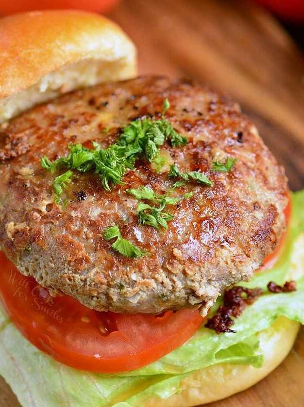 Lean Turkey Burgers Made Juicy & Delicious