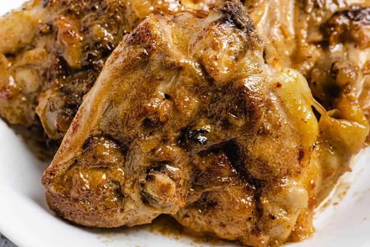 Low Carb IP Chicken Thigh Delight