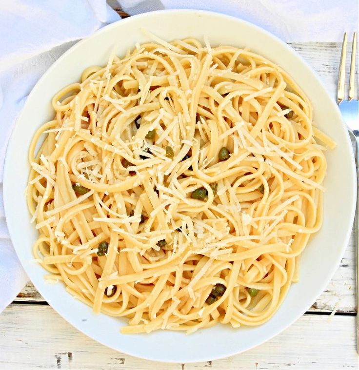 Quick Lemon Garlic Linguine Delight