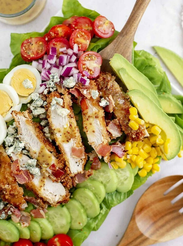 Crispy Chicken Cobb Salad Delight