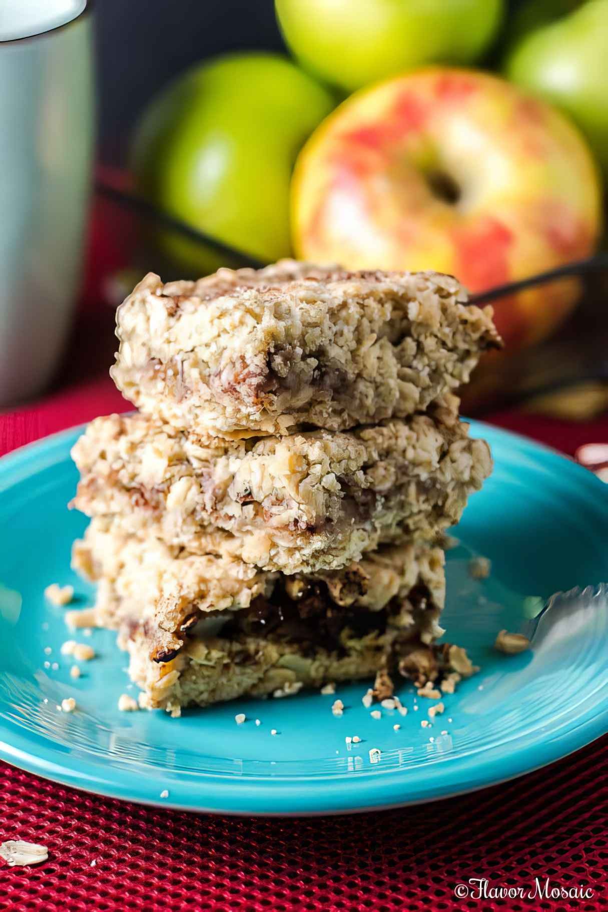 Cinnamon Apple Oat Bites for Family Road Trips