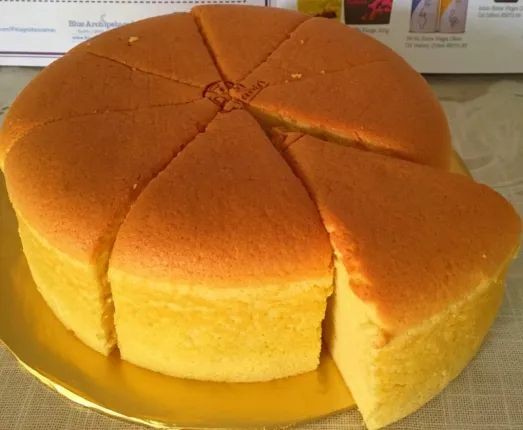 Pandan Chiffon Cake: Asian-Style Delight