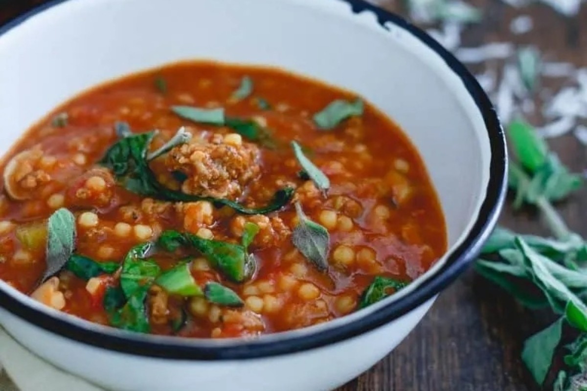 Tuscan Beef and Tomato Pasta Stew
