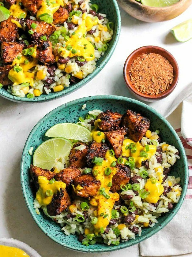 Spicy Mango Tempeh Bowls with Tahini Cream