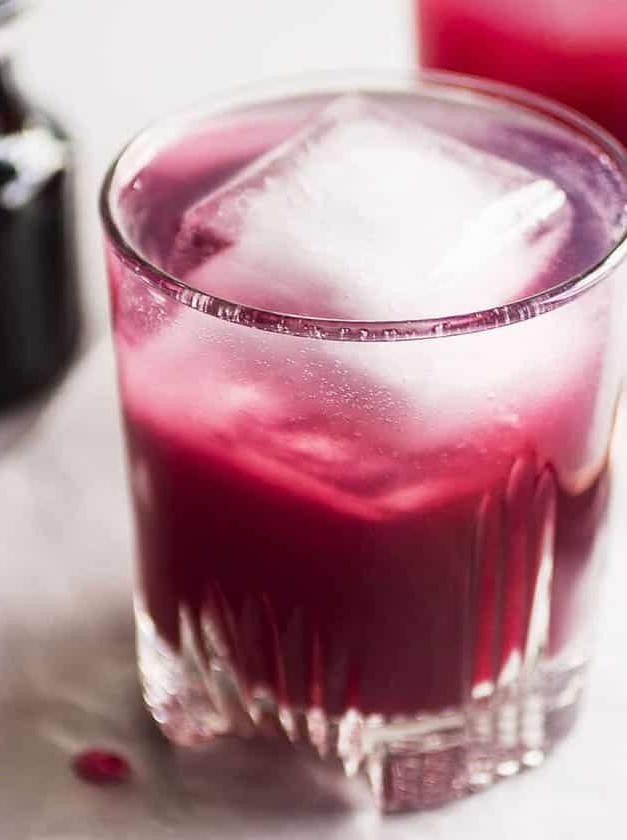 Summer in a Glass: Blueberry Whiskey Refresher