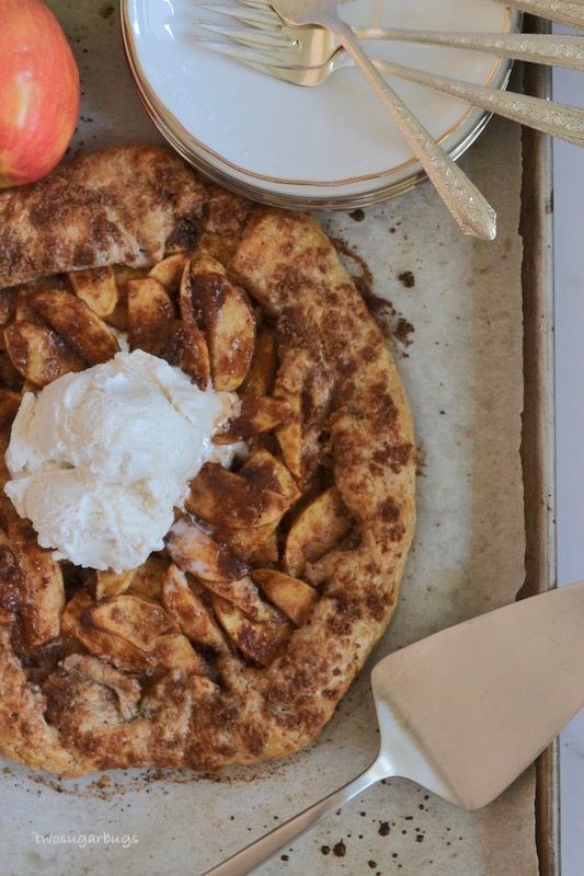 Easy Raspberry Crostata with Rustic Charm