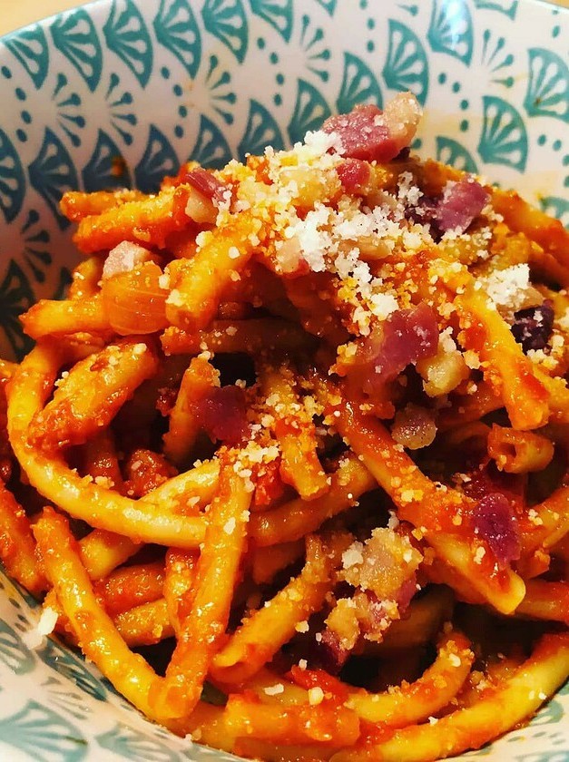 Quick Bucatini with Spicy Tomato Sauce