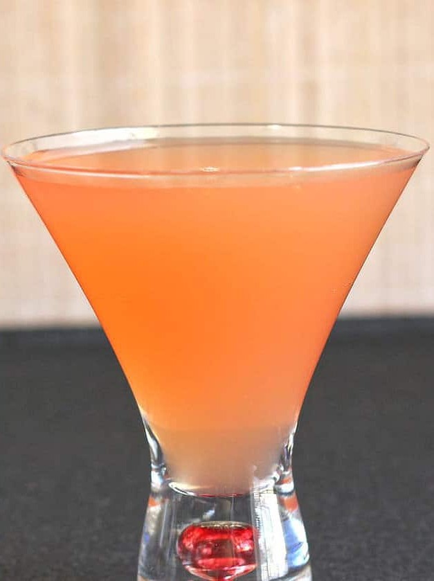 Anise-Infused Rum Delight: The Peking Twist