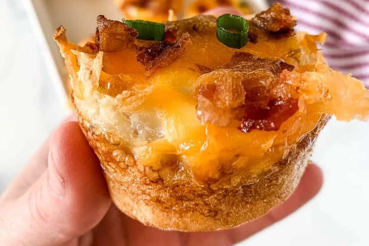 Egg Nest Muffins with Crispy Hash Browns