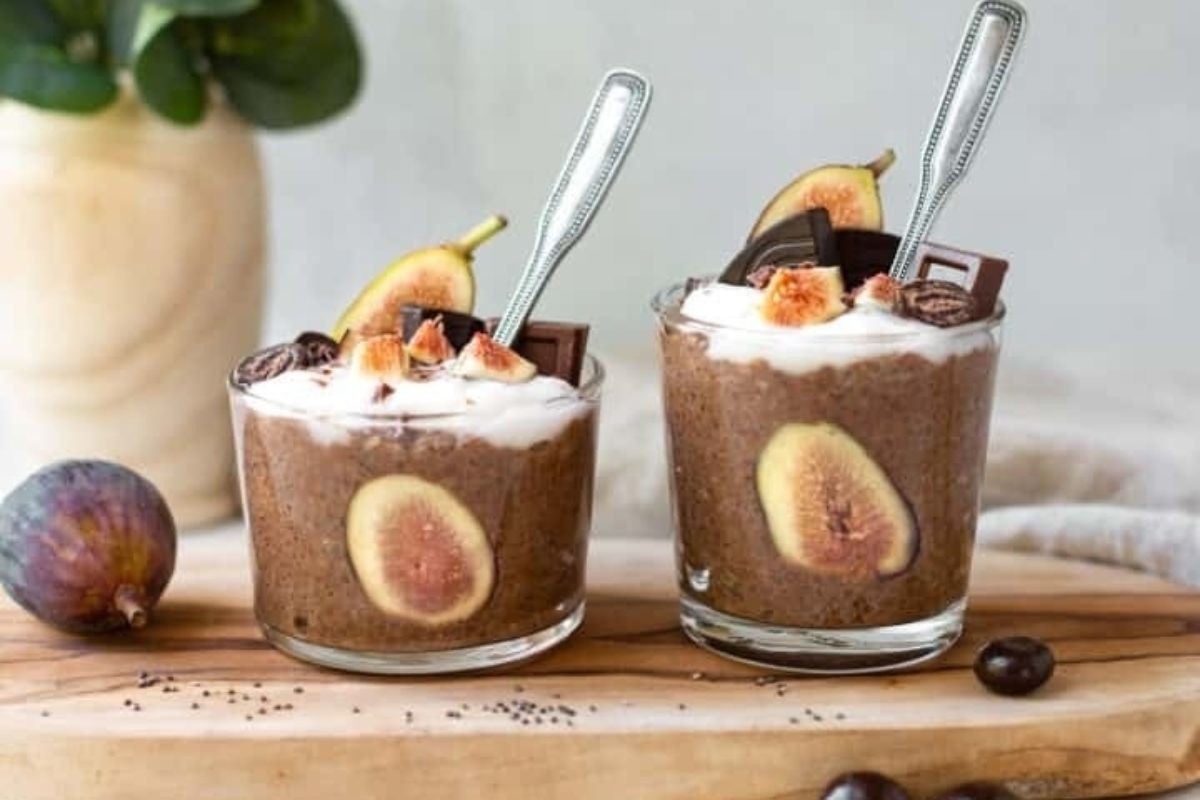 Chocolatey Chia Breakfast with Sweet Fresh Figs