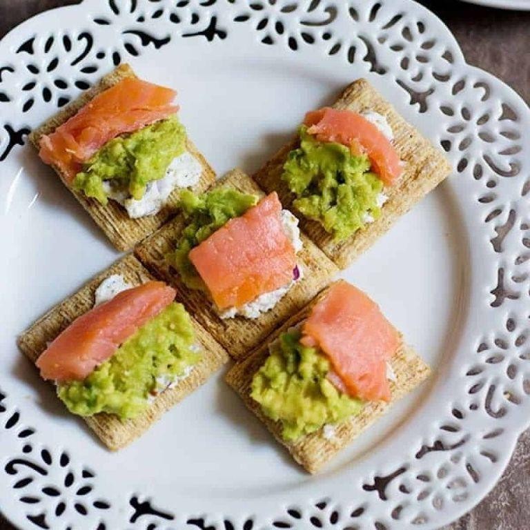 5-Minute Smoked Salmon and Avocado Bites