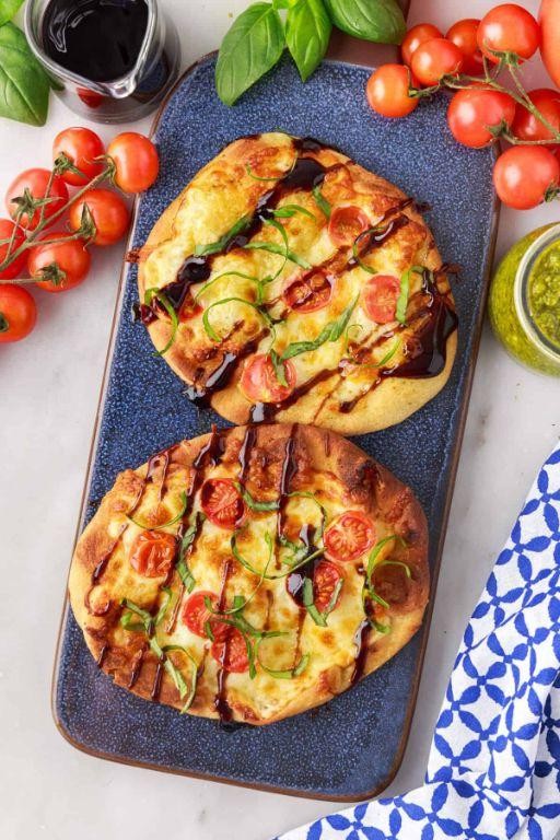 Air Fryer Margherita Flatbread Pizza