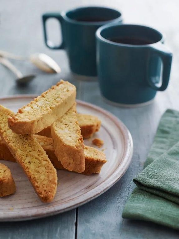 Almond Biscotti Cold Brew Concentrate