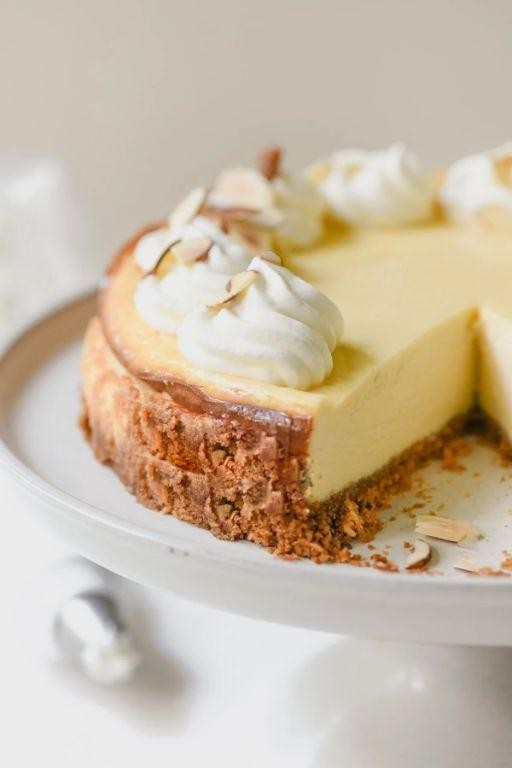 Almond Crunch Cream Cheese Cheesecake