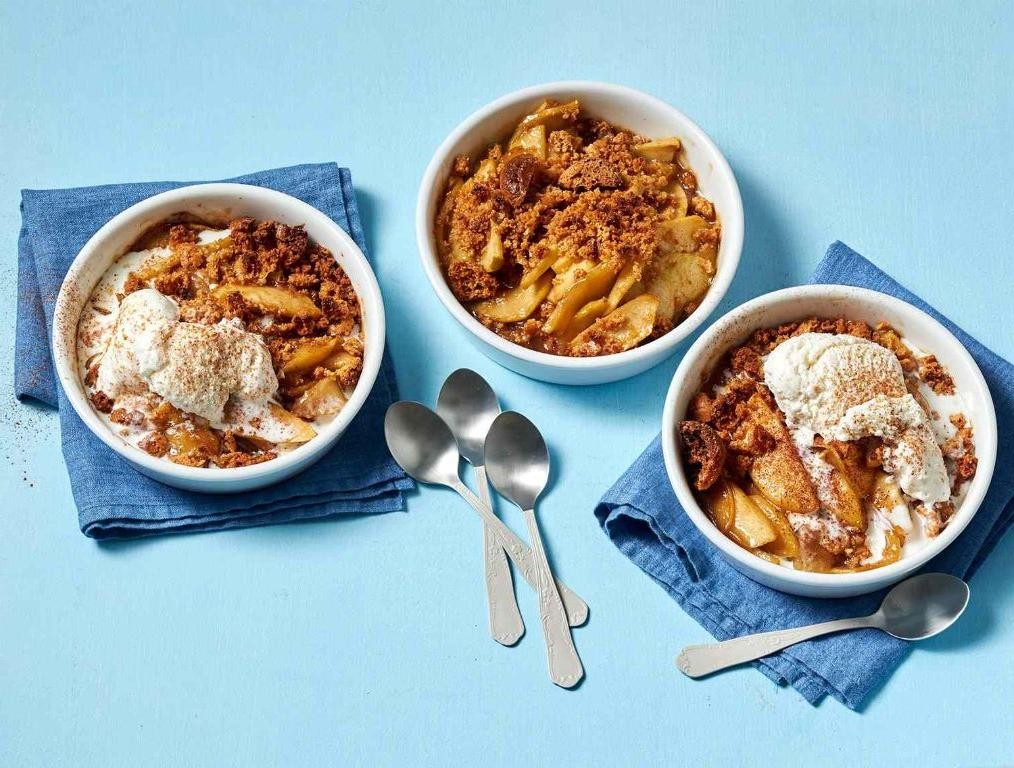 Almond-Topped Apple Brown Betty