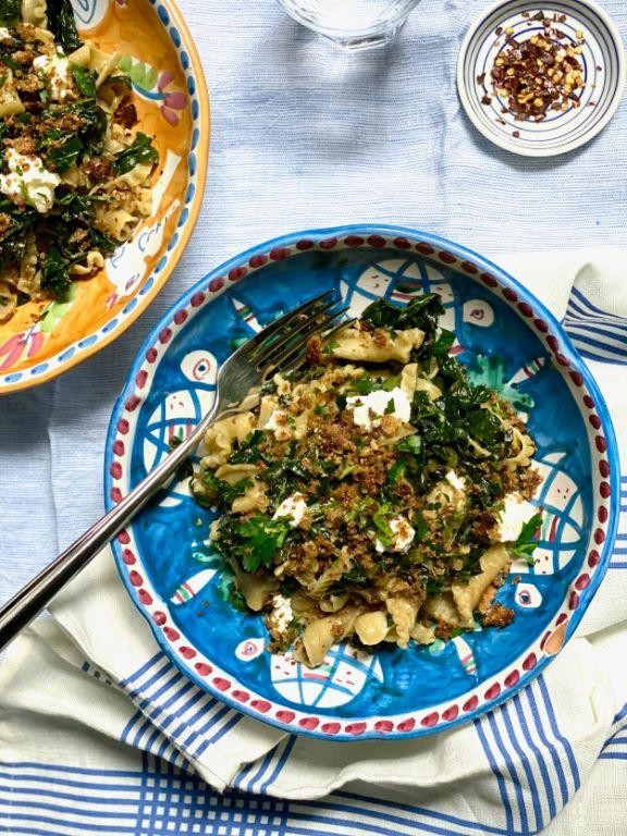 Anchovy Pasta with Caramelized Onions and Kale