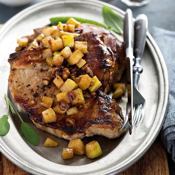 Apple Cinnamon Baked Pork Chops