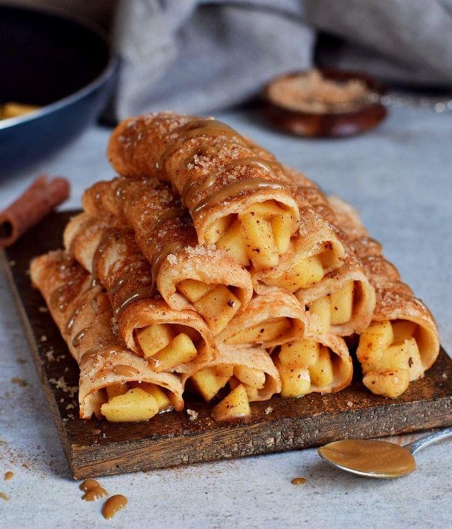 Apple Cinnamon Roll Crepes