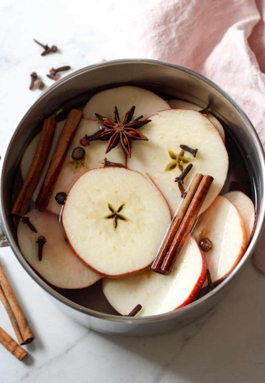 Apple Cinnamon Simmer Pot