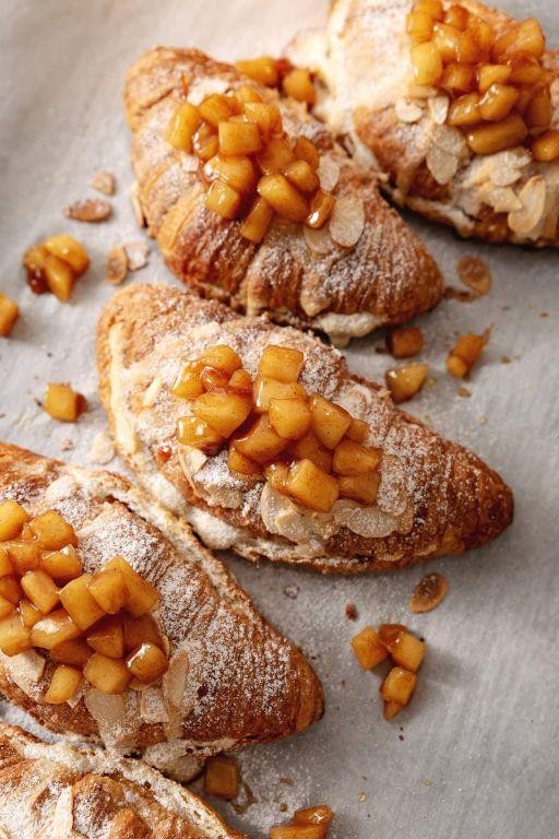 Apple Cinnamon and Almond Croissant Crumble