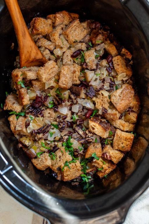 Apple and Pecan Crockpot Stuffing