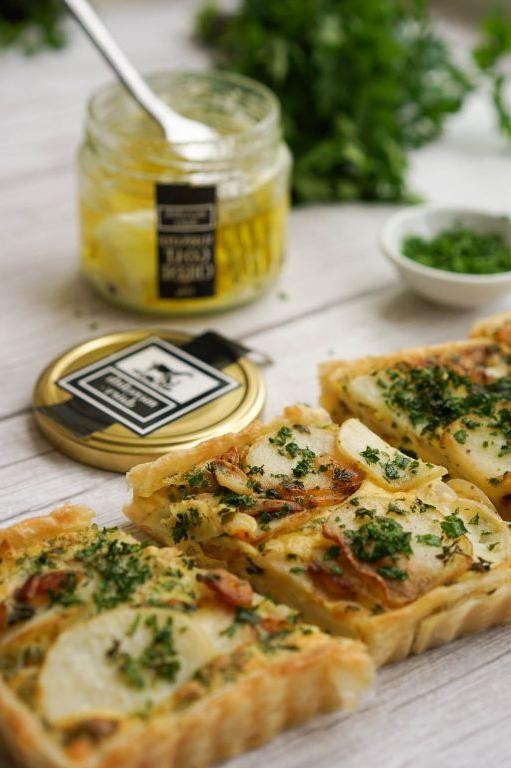 Artichoke Heart and Goat Cheese Tart