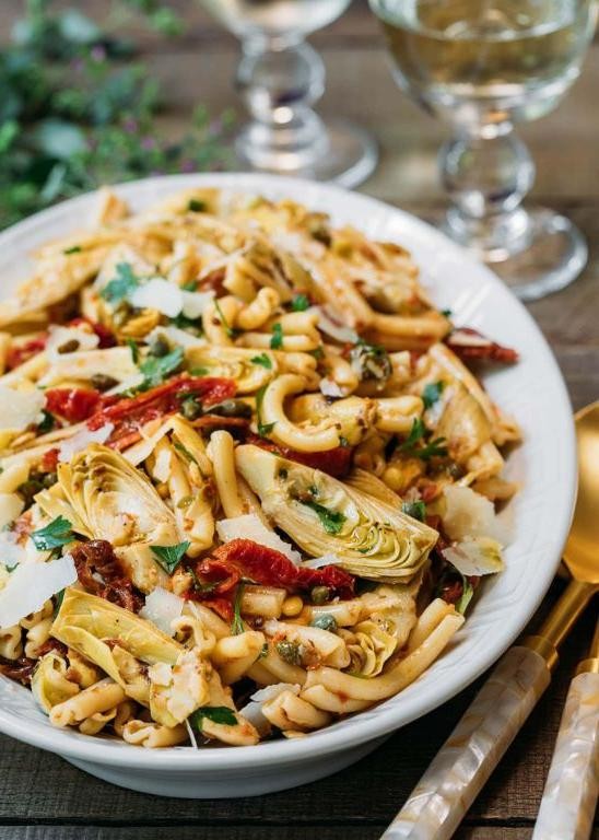 Artichoke and Sun-Dried Tomato Rotini