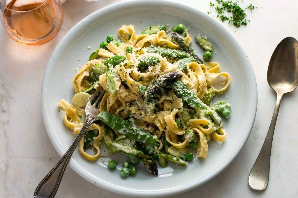 Asparagus and Pea Tortellini Primavera