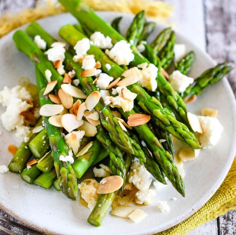 Asparagus with Almonds and Feta