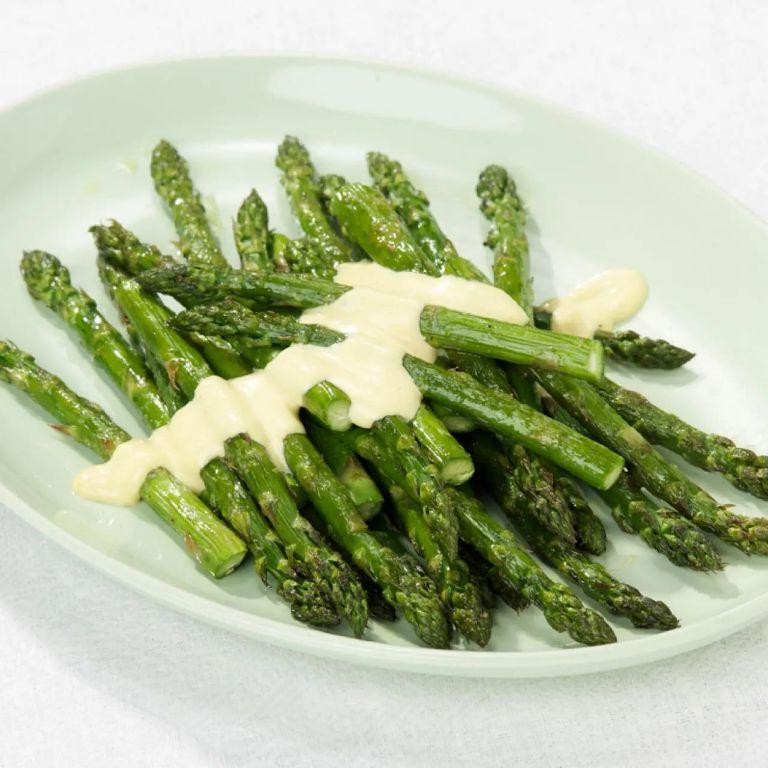 Asparagus with Hollandaise Sauce