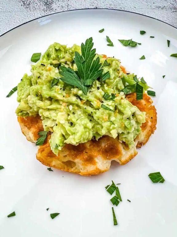 Avocado Chaffle with Lime