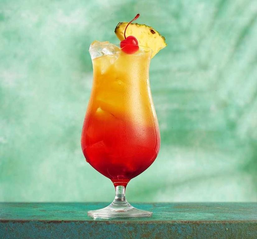 Bahama Mama Cocktail