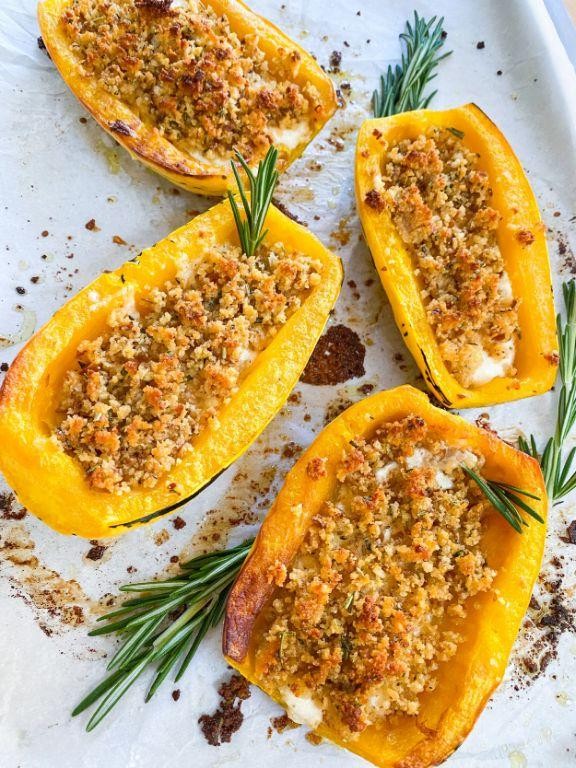 Baked Yellow Squash with Rosemary Breadcrumbs