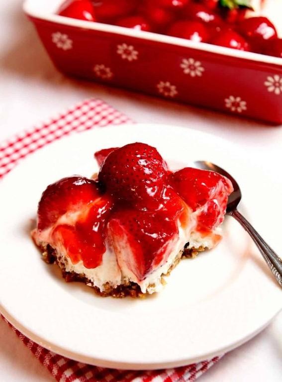 Balsamic Glazed Strawberry Pretzel Salad