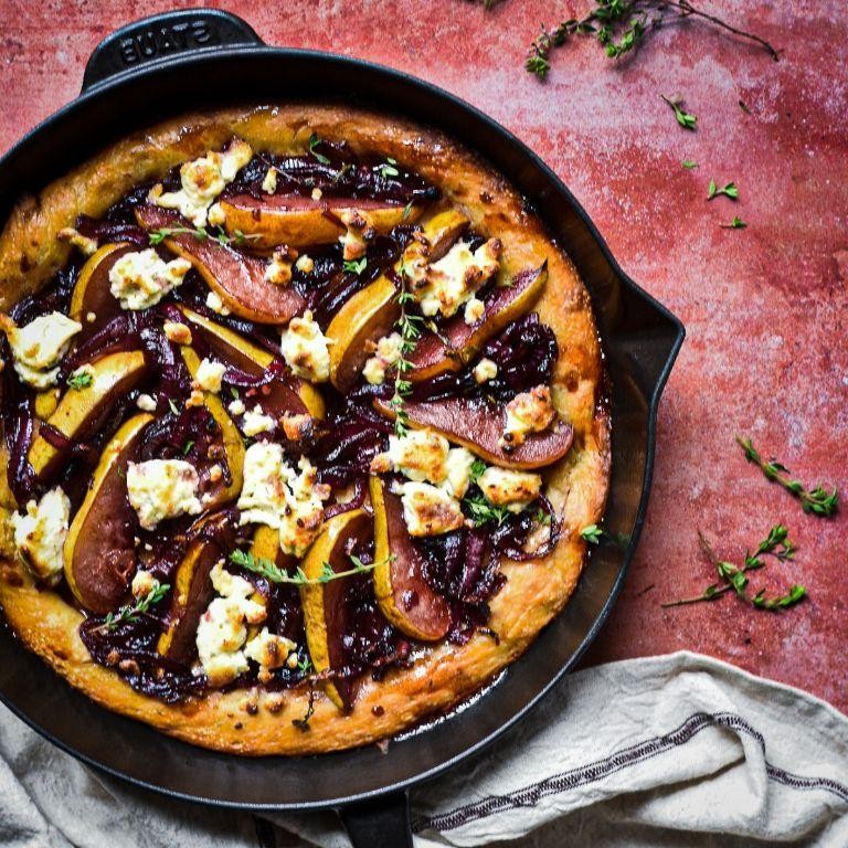 Balsamic-Glazed Pearl Onion Pizza