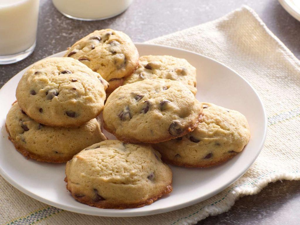 Banana Chocolate Chip Cookies