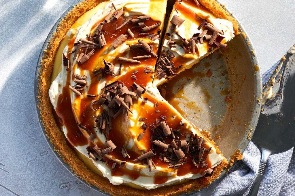 Banana Cream Pie with Caramel Swirl