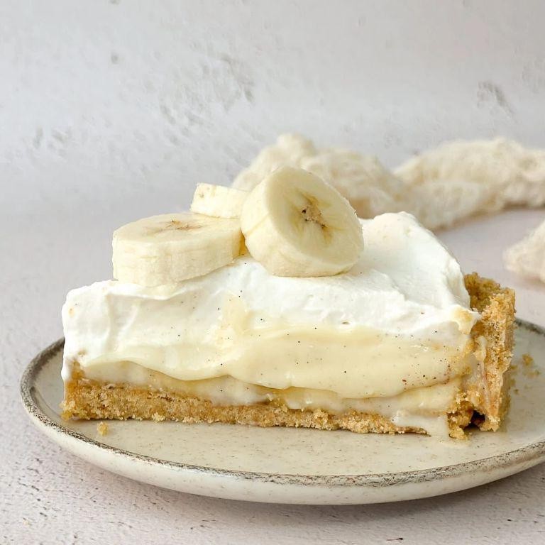Banana Cream Pie with Graham Cracker Crust