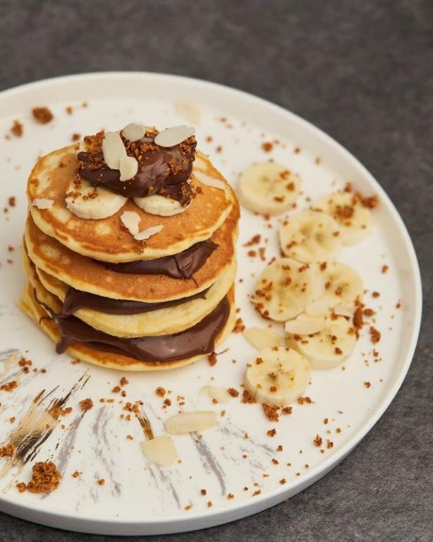 Banana Nutella Pancakes