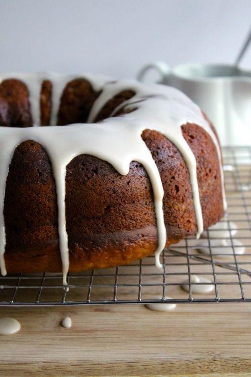 Banana and Cinnamon Bundt Cake
