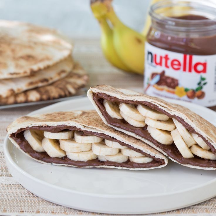Banana and Nutella Sandwich Pockets