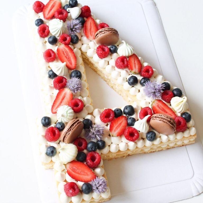 Berry Blast Cookie Cake Medley