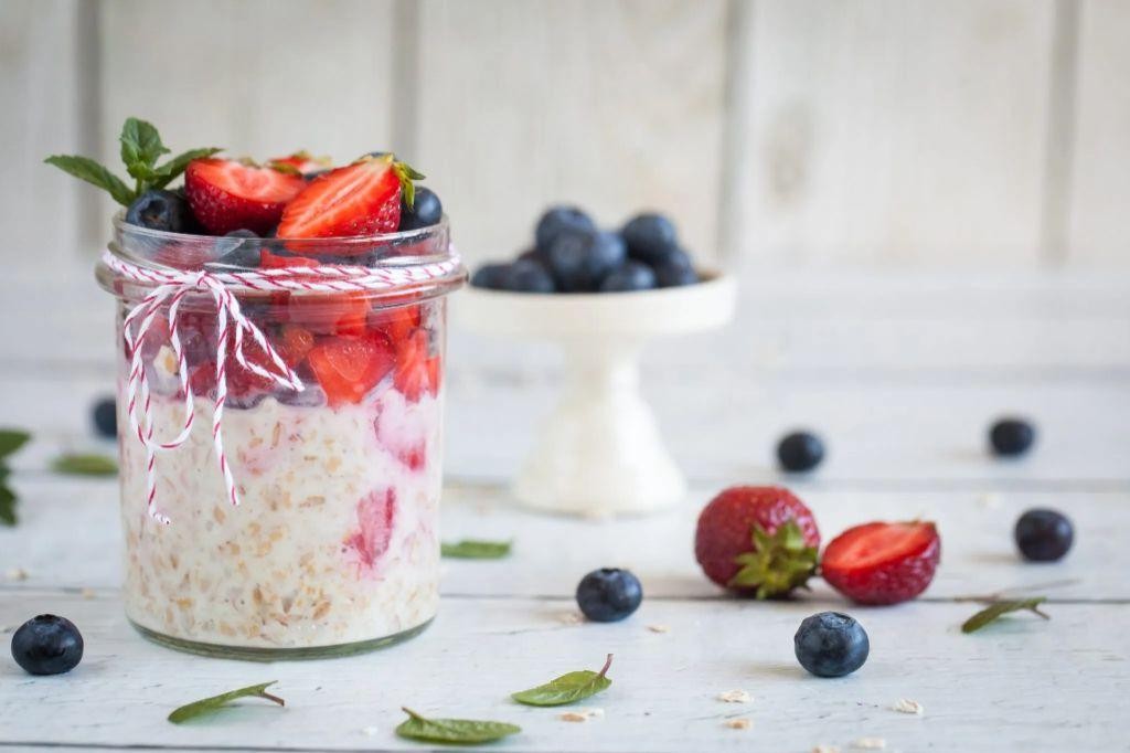 Berry Blast Greek Yogurt Overnight Oats