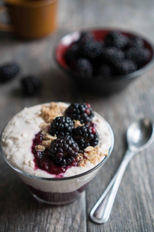 Blackberry Overnight Oats with Almonds
